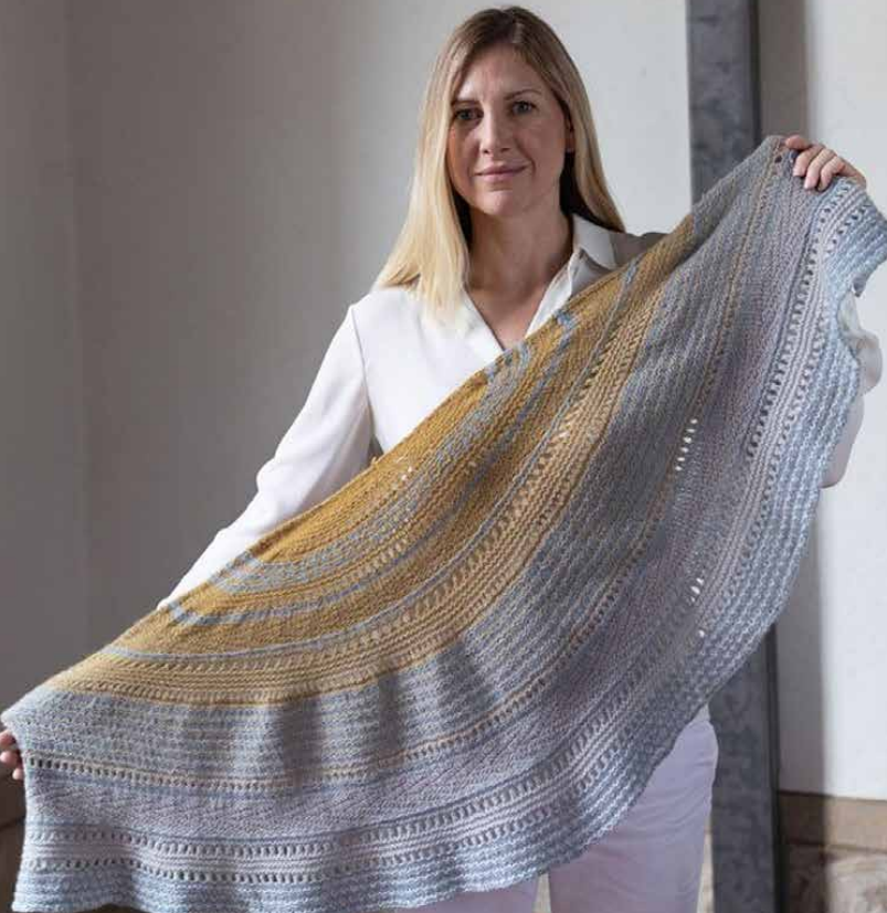 A Laines du Nord Pattern - Desert Rose Shawl (PDF)