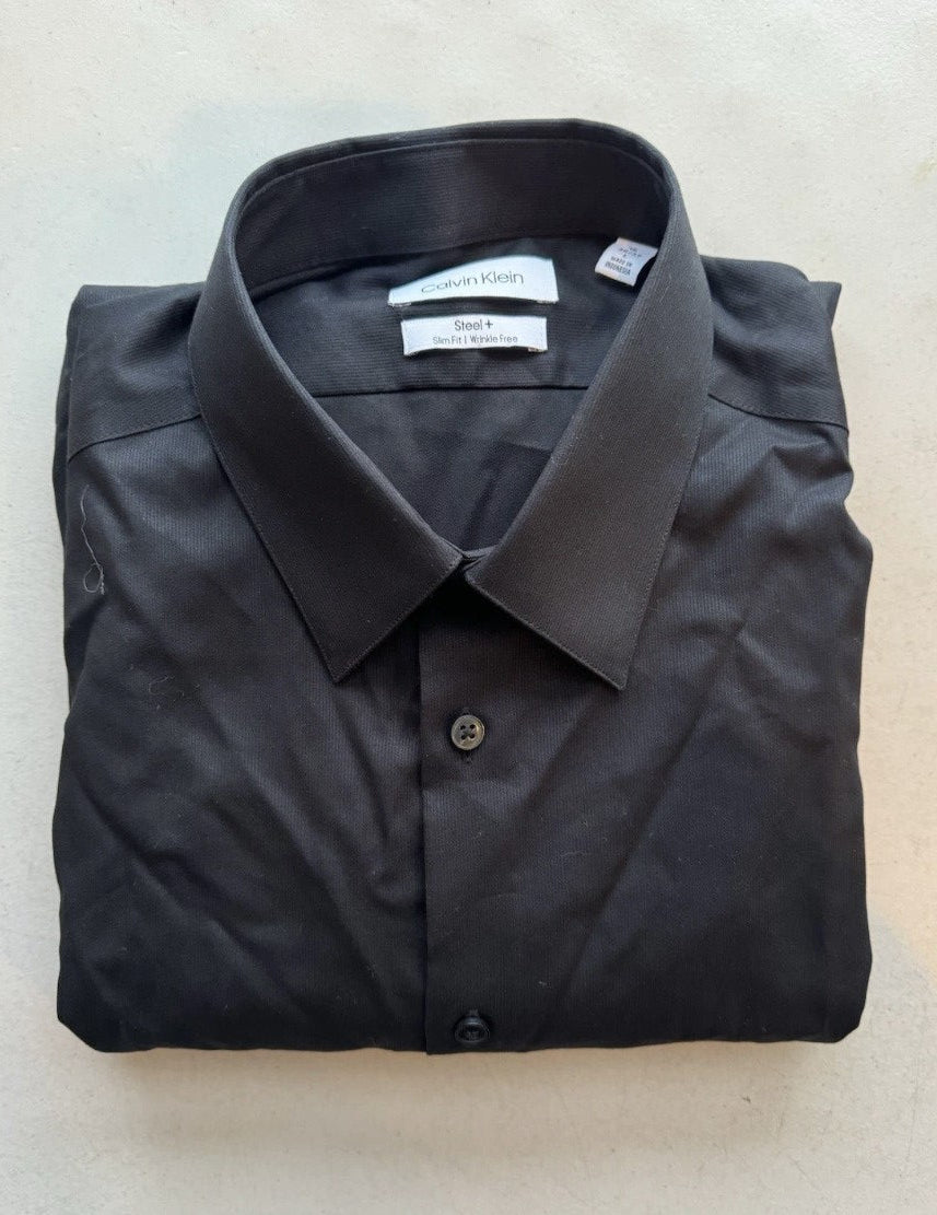 Calvin Klein Steel + Slim Fit Size: L 16 36-37