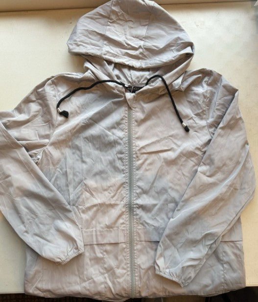NWT Avoogue Womens Waterproof Hooded Outdoor Windbreaker Size: M