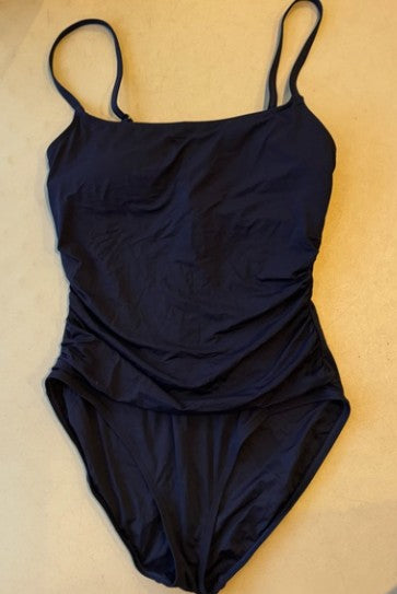 NWT La Blanca Women's Island Goddess Shirred Side One Piece Swimsuit Size: 12
