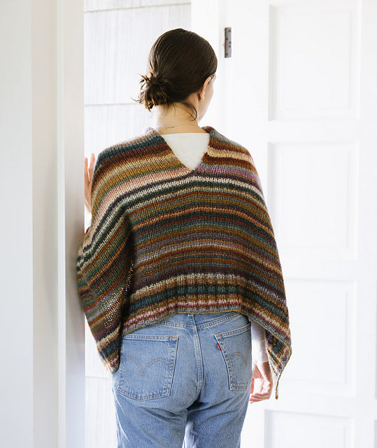 A Churchmouse Yarns and Teas Pattern - Chunky Seamless Poncho (PDF)