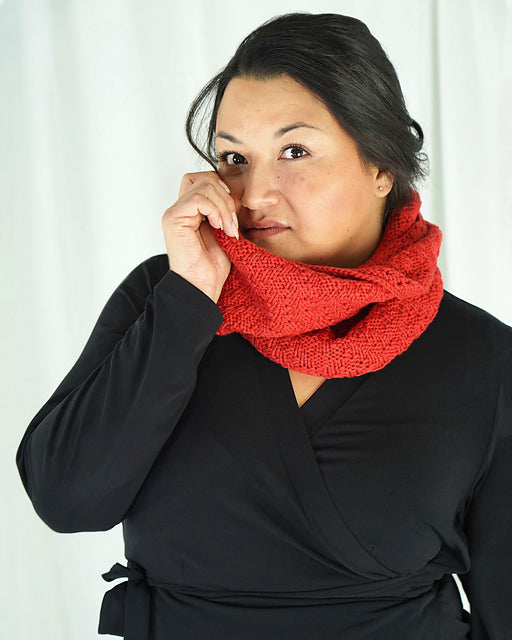 A FREE Cascade 220 Pattern - Chevrons Double Wrap Cowl (PDF)