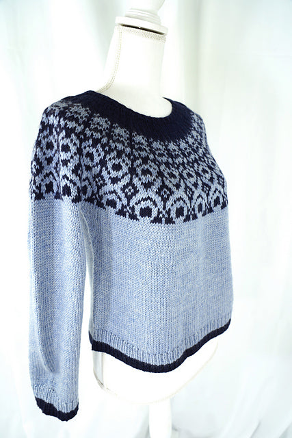 A FREE Cascade 220 Pattern - First Frost Pullover (PDF)