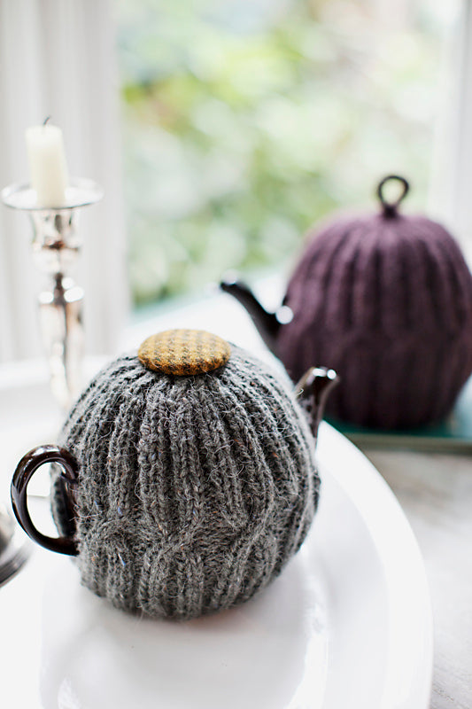 A Churchmouse Yarns and Teas Pattern - X x X Anniversary Tea Cozy (PDF)