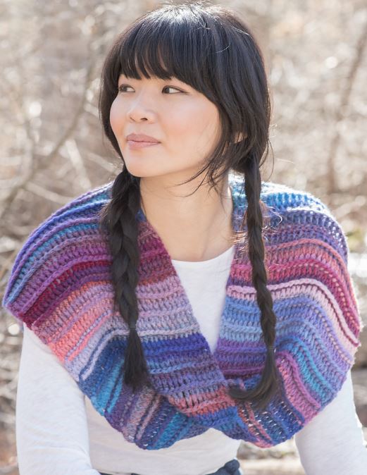 Aleta Cowl - A Berroco Wizard Pattern (PDF File)