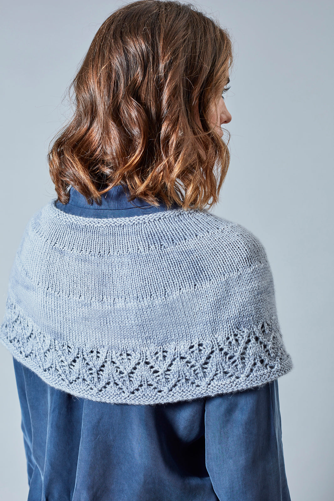An Amano Knitting Pattern FREE - Gracia Capelet (PDF)