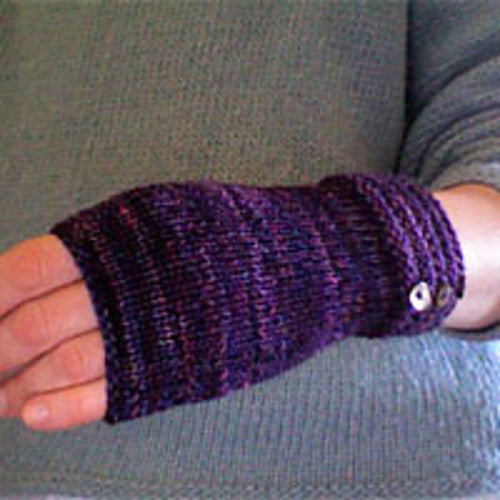A Churchmouse Yarns and Teas Pattern - Welted Fingerless Gloves (PDF)