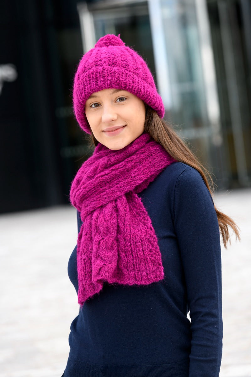 An Araucania Painted Suri Pattern - Fionnuala Hat & Scarf (PDF)