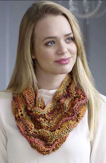 A Marmo AND Mazzo Pattern - Bella Cowl. Scarf, Hat & Mitts FREE with Purchases of 4 or more skeins of Marmo and/or Mazzo (One Pattern for each 5 Skein Purchase Please)