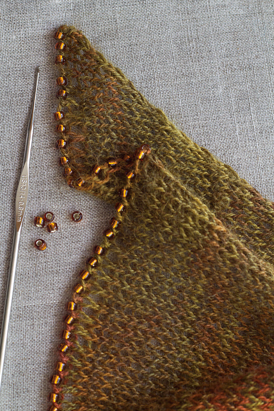 A Churchmouse Yarns and Teas Pattern - Bias 'Before & After' Scarf (PDF)