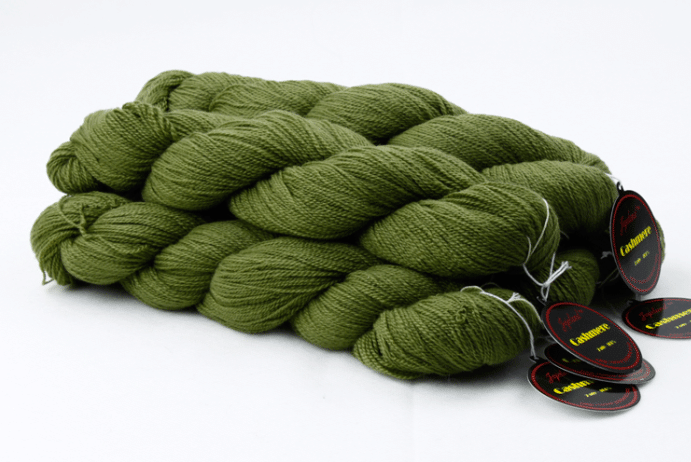 Jojoland 2-Ply Cashmere - Turtle Green (Color #C245)