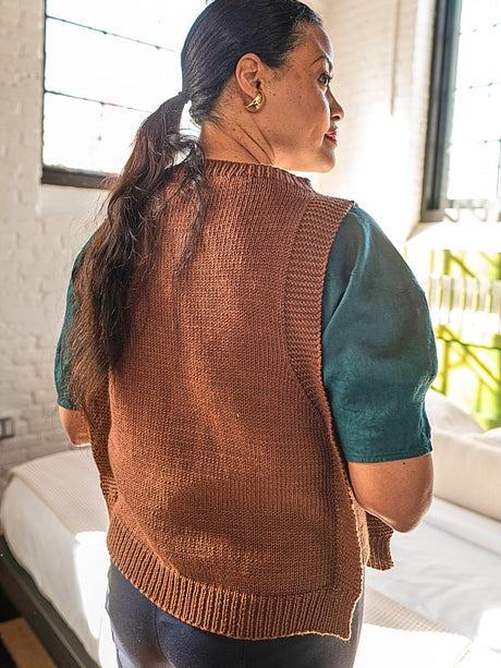 A Berroco Merino 401 Pattern - Cavetto Top (PDF)