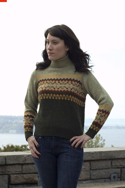 A FREE Cascade 220 Pattern - Colorblock Fair Isle Pullover  (PDF)