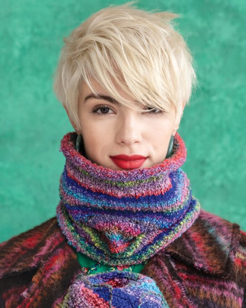 !Noro Knitting Magazine #15, Fall/Winter 2019 - Purchases that include this Magazine Ship Free (Contiguous U.S. Only)