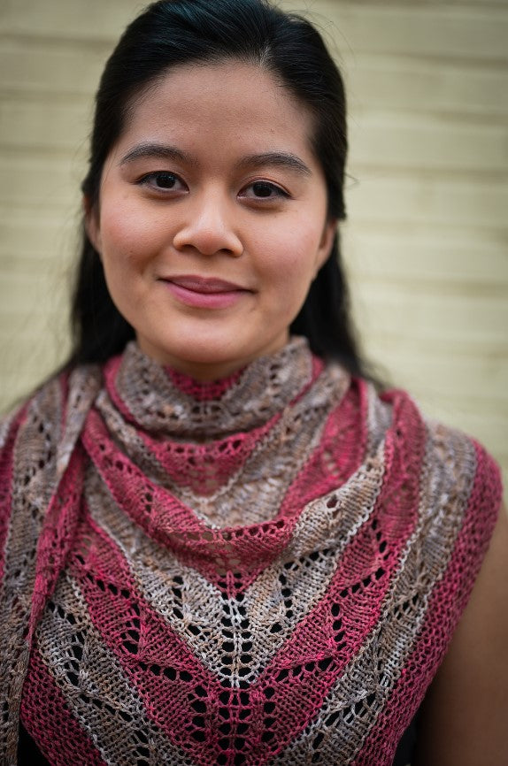 A Juniper Moon Farm Damask Pattern - Daria Shawl (PDF)