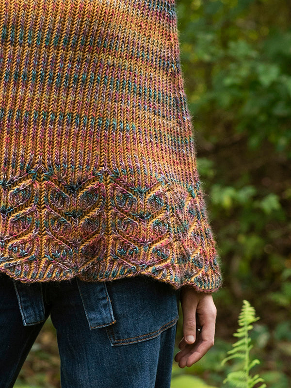 A Berroco Ultra Wool Fine & Millefiori Light Pattern - Demaris Poncho (PDF)