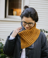 A Churchmouse Yarns and Teas Pattern- Double Split Color-Blocked Cowl (PDF)