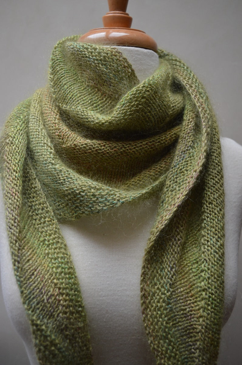 Anjo Shawl - Uses Sensai and Ginga Yarn Lines (Pdf File)