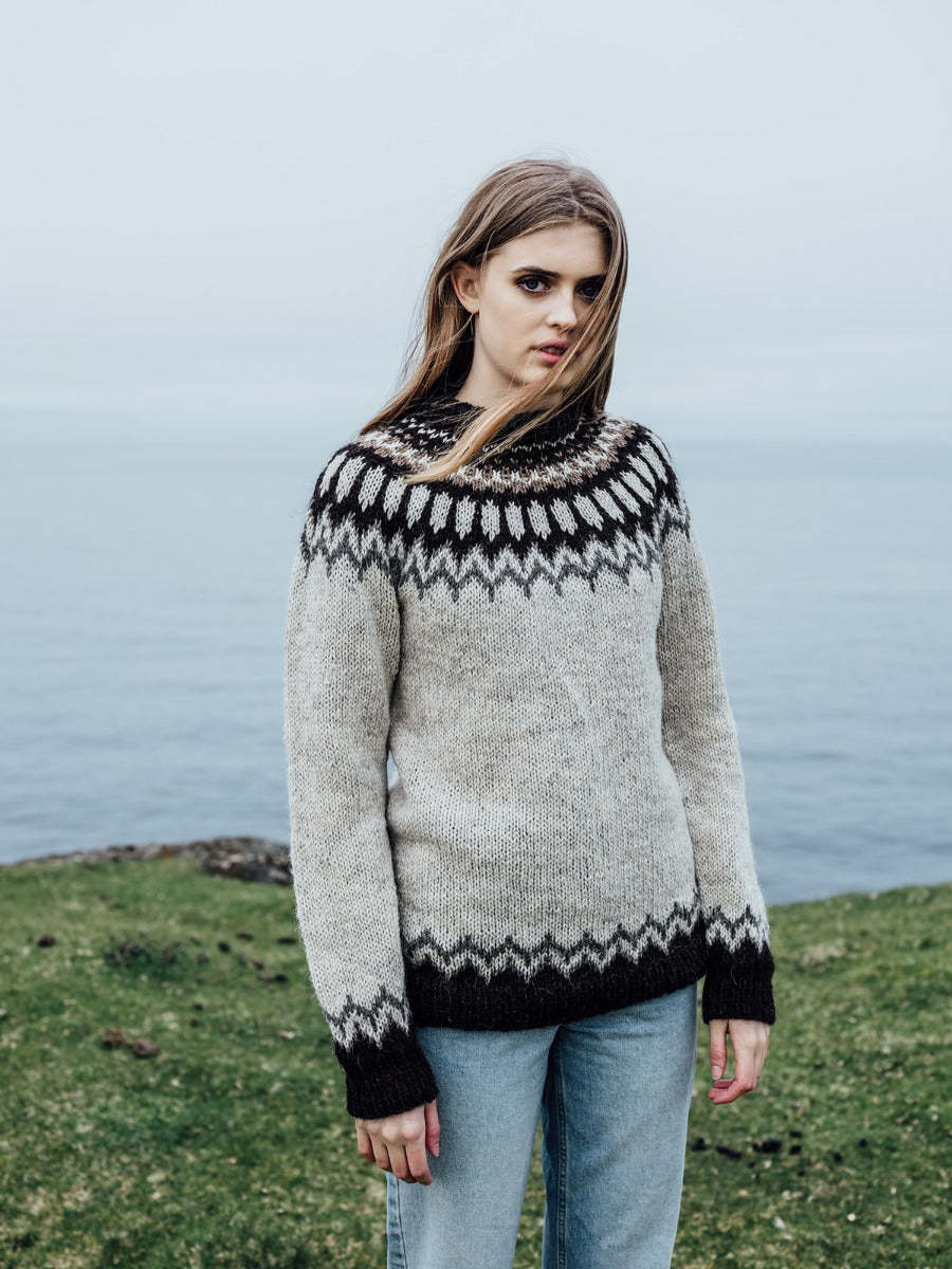 A Navia Tradition knitting Pattern - Troyggja Við Mynstur free at