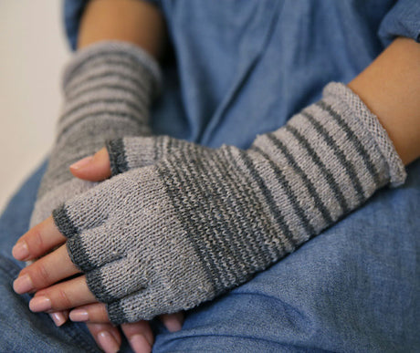 Mitts - Free with purchases of 2 or More skeins of Rustic Lace (PDF File)