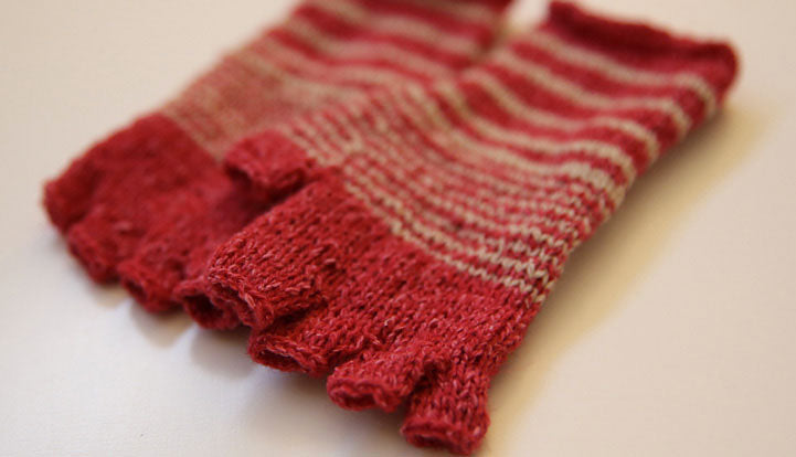 Mitts - Free with purchases of 2 or More skeins of Rustic Lace (PDF File)