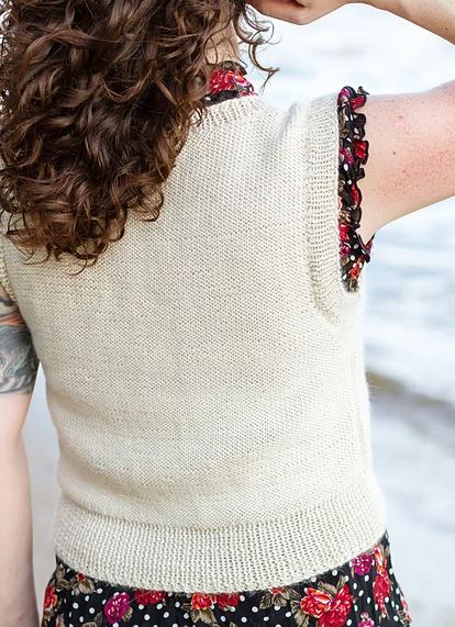 A Juniper Moon Farm Stargazer Pattern - Flower Front Vest (PDF File)