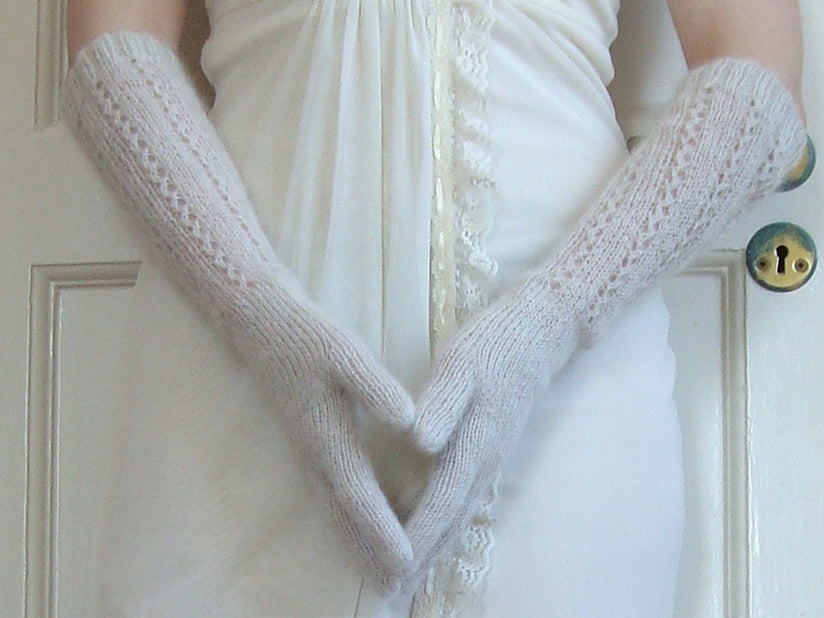 A Free Rowan Kidsilk Haze Pattern - Adele Gloves (PDF)