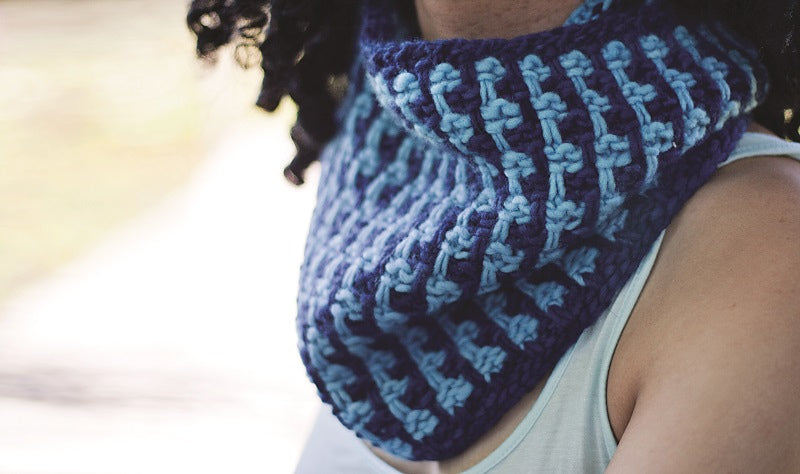 A Malabrigo Worsted Pattern - Gotita Cowl (Print Copy)