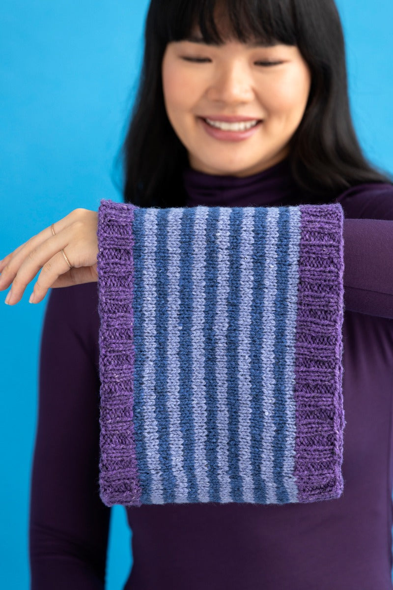 A Queensland Kathmandu DK 100 Pattern - Hanne Cowl - Free with purchases of 3 skeins of DK 100 (Print Pattern)