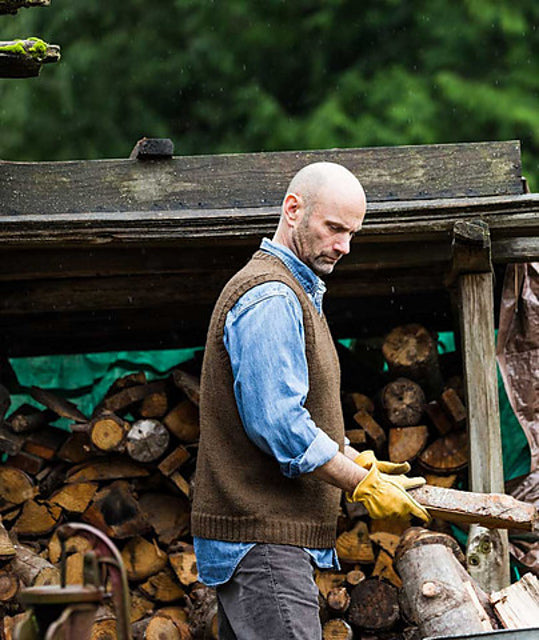 A Churchmouse Yarns and Teas Pattern - His Vest (PDF)