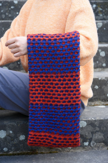 A Nuble Pattern - Katalina Infinity Cowl (PDF) - FREE WITH ORDERS OF 6 SKEINS OF NUBLE (ONE FREE PATTERN PER ORDER)