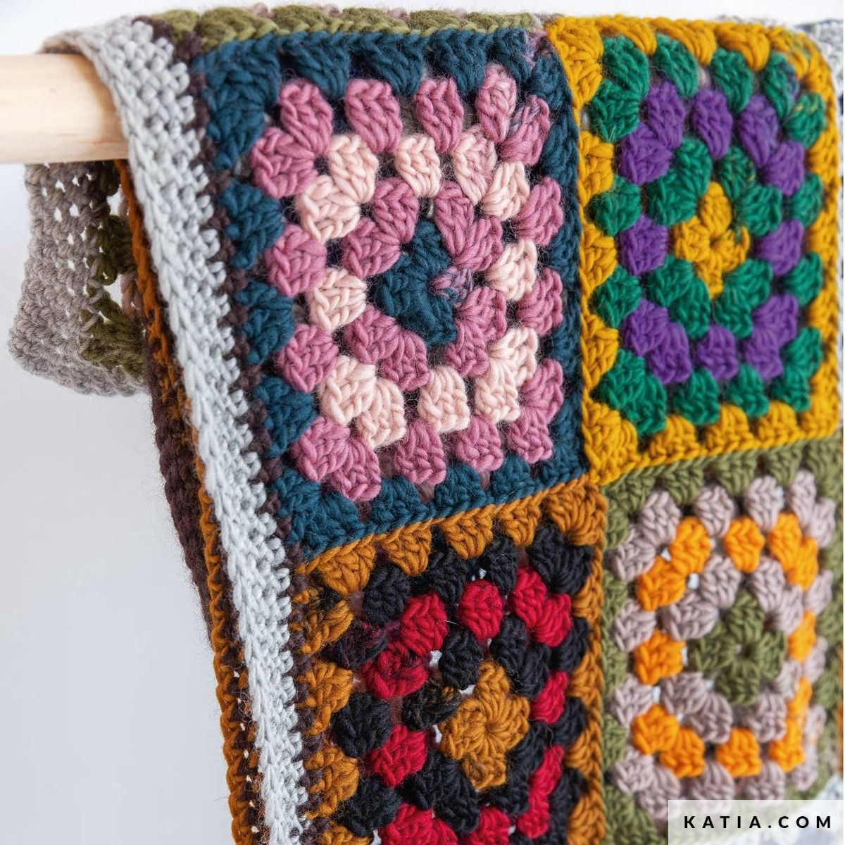 A FREE Katia Instagranny Crochet Patterns - Mini Pullover/Scarf/Blanket (PDF)