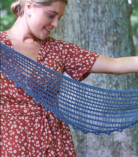 Keris Scarf - Free with Purchase of 2 or More Skeins of Cambria (PDF File)