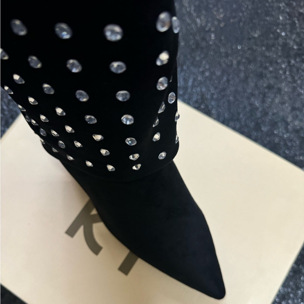YOKI Women's Fold Over Boot New with Box - Black - Size 7.5