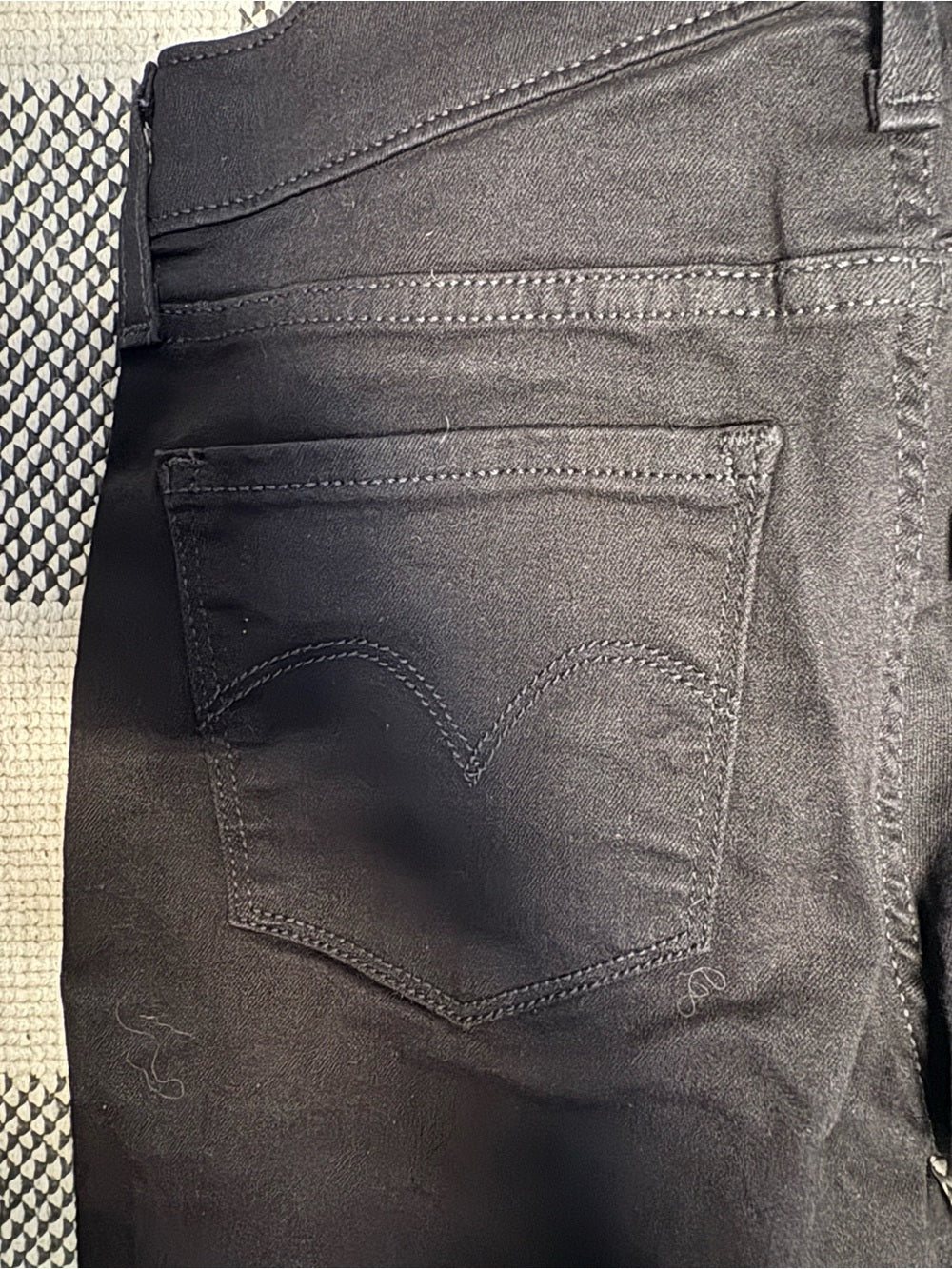 NWT, Levi's Women's 311 Shaping Skinny Jean Size: 27x28