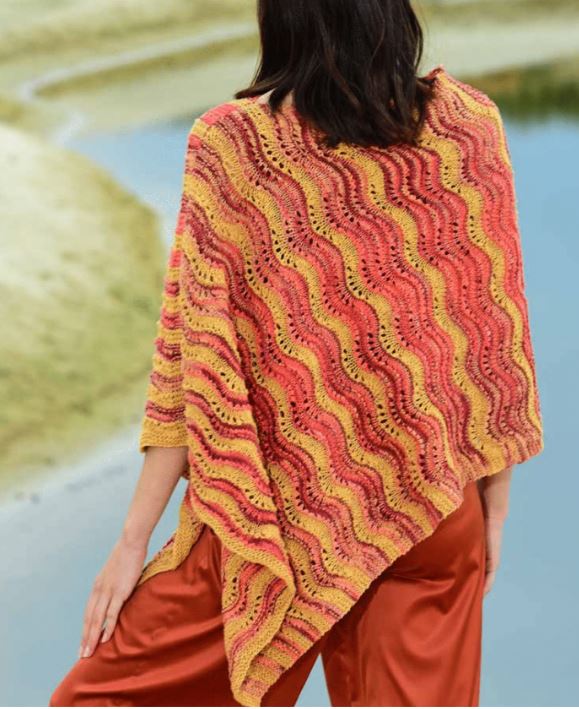 A Juniper Moon Farm Zooey Pattern - Lupi Poncho (PDF)