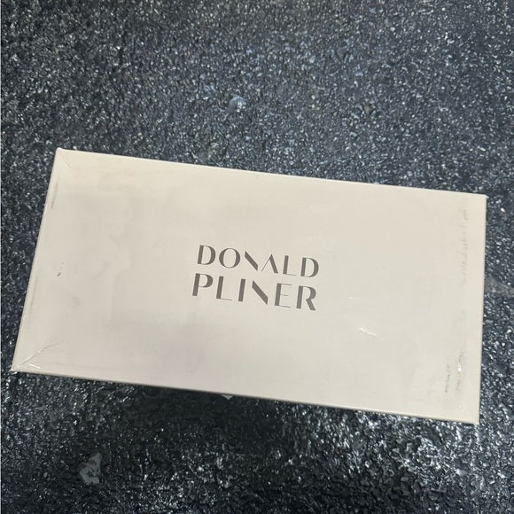 Donald Pliner Women's Raya Ballet Flats New w/ Box Size 5