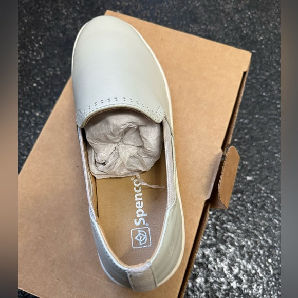 Spenco Women's Parker Sneaker- Size 10