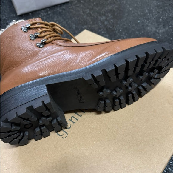 Gentle Souls by Kenneth Cole Women's Bristol Wallaby Boot New w/ Box Size 11