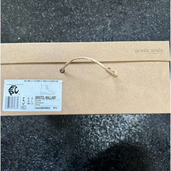 Gentle Souls by Kenneth Cole Women's Bristol Wallaby Boot New w/ Box Size 5