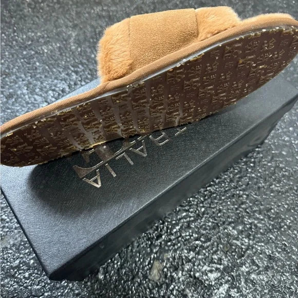 LUXE Women's Muchas Lite Slipper New w/ Box Chestnut Size 9