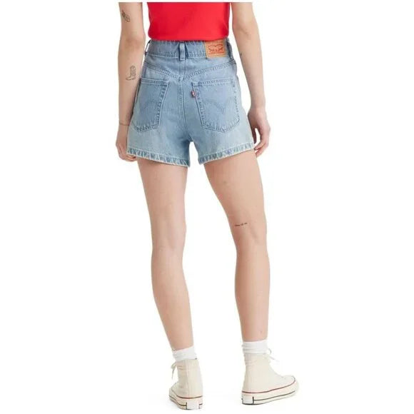 New w/ Tags Levi's Womens High Waist Mom Short Size 30