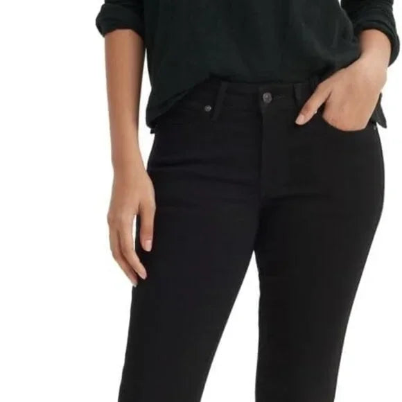 New w/ Tags Levi's Women's Sculpt Mid Rise 711 Skinny Jeans Size 6 Short W28 L28