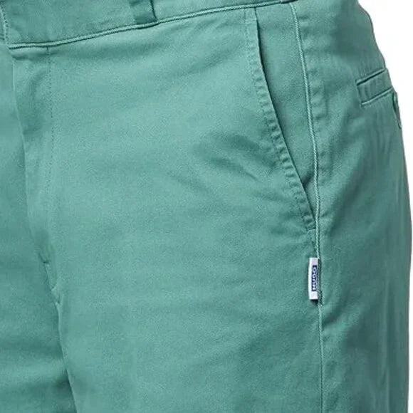 New w/ Tags HUGO Men's Cotton Twill Shorts in Lettuce Green Size 34
