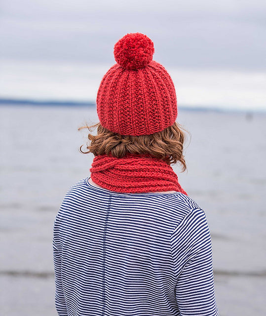 A Churchmouse Yarns and Teas Pattern - Mistake Rib Beanie & Scarf (PDF)