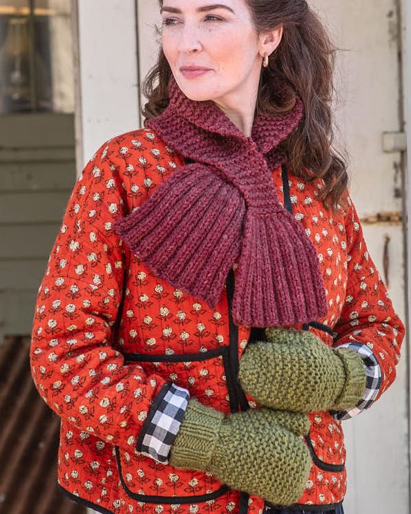 A Berroco Lanas Quick Pattern - Neala Scarf & Mittens (PDF)