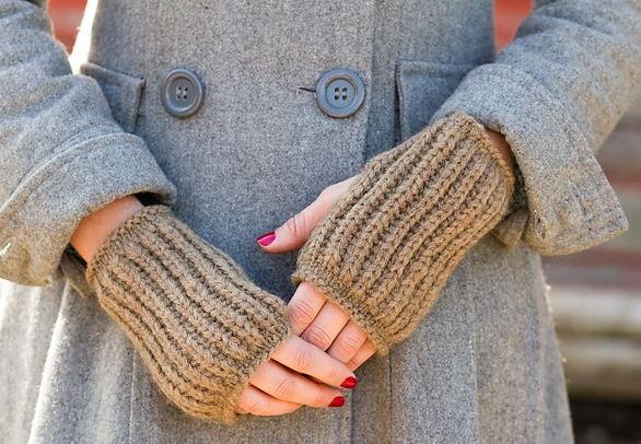 Old Salty Cowl & Hand Warmers - Free Download with Stratus Purchase of Two or More Skeins