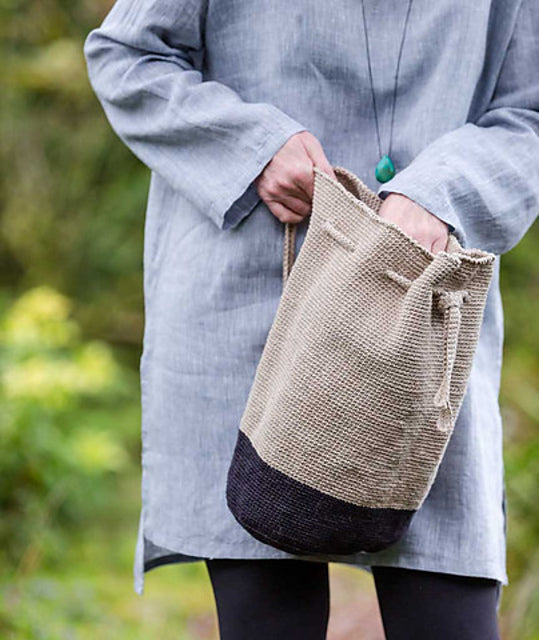 A Churchmouse Yarns and Teas Pattern - Oval Crocheted Bucket Bags & Pouches (PDF)