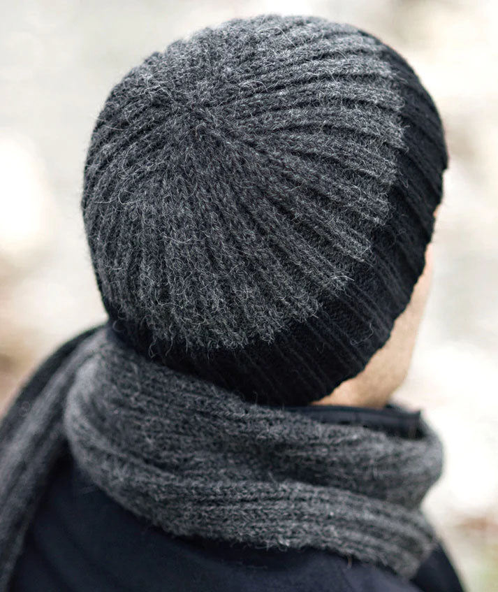 A Churchmouse Yarns and Teas Pattern - Pressed Rib Cap & Muffler (PDF)