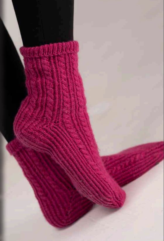 A Mirasol Qulla Pattern - Maria Socks (PDF)